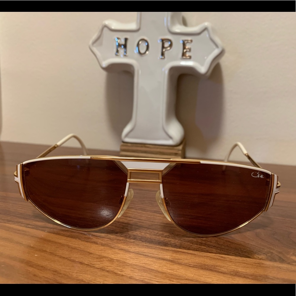 True vintage Cazal sunglasses White and gold tone